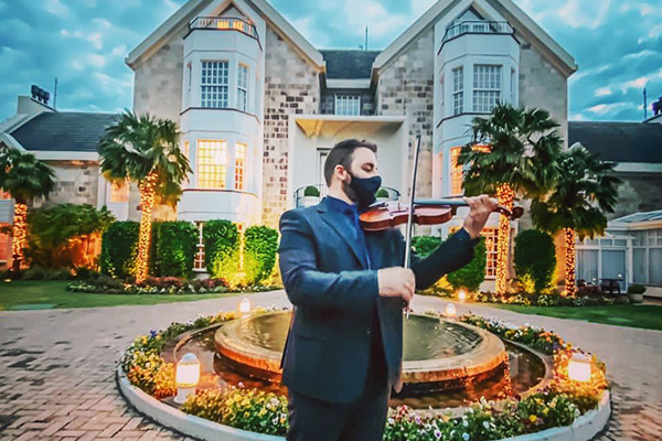 Wagner Rezer em apresentação de casamento